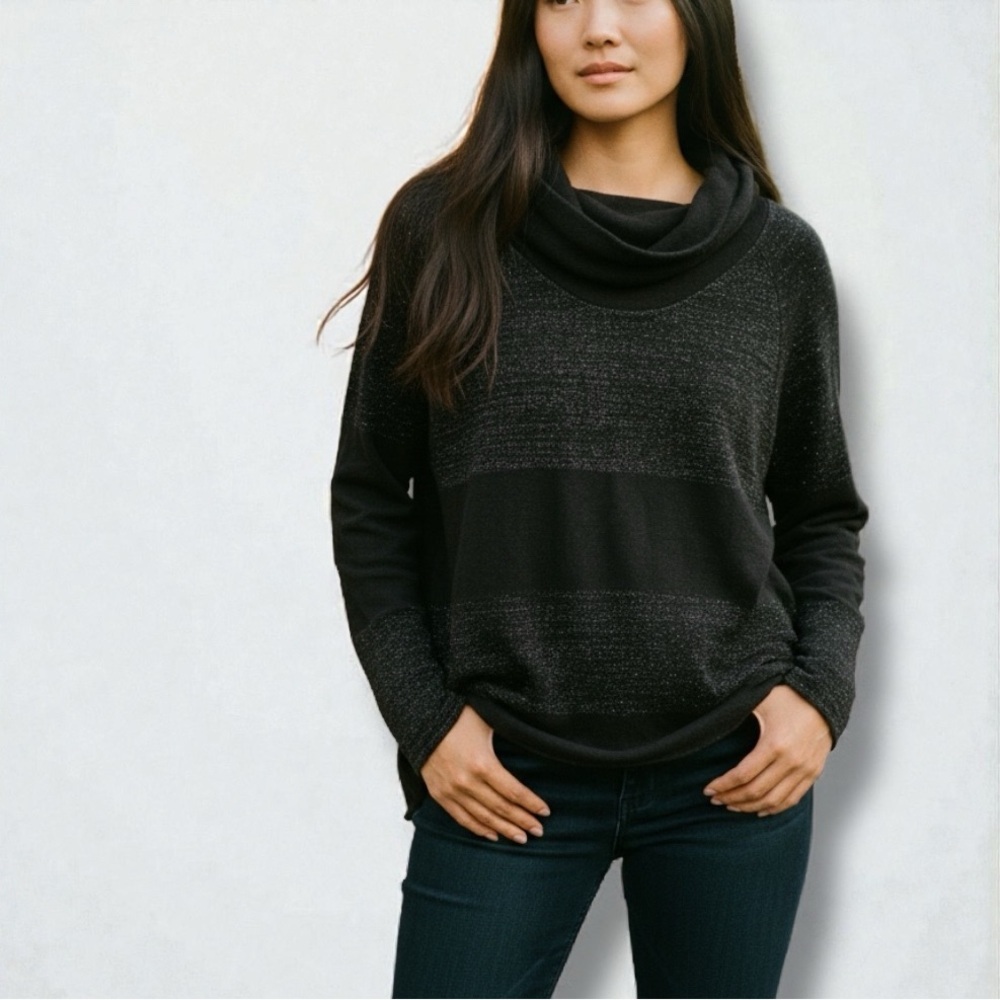 Evelin Brandt | Cashmere Wool Blend Cowl Neck Black Metallic Thread Sweater 40/8